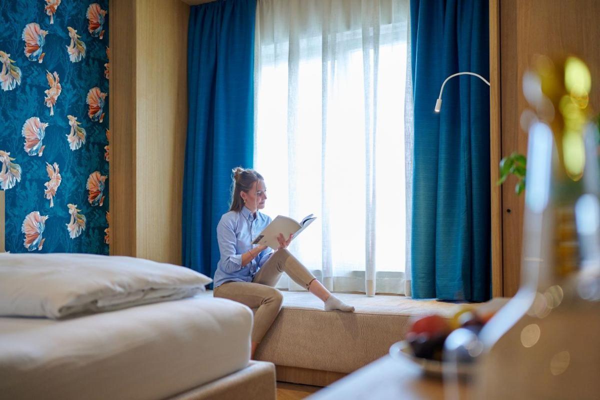 Hotel Der Einrichter ชเตราบิง ภายนอก รูปภาพ