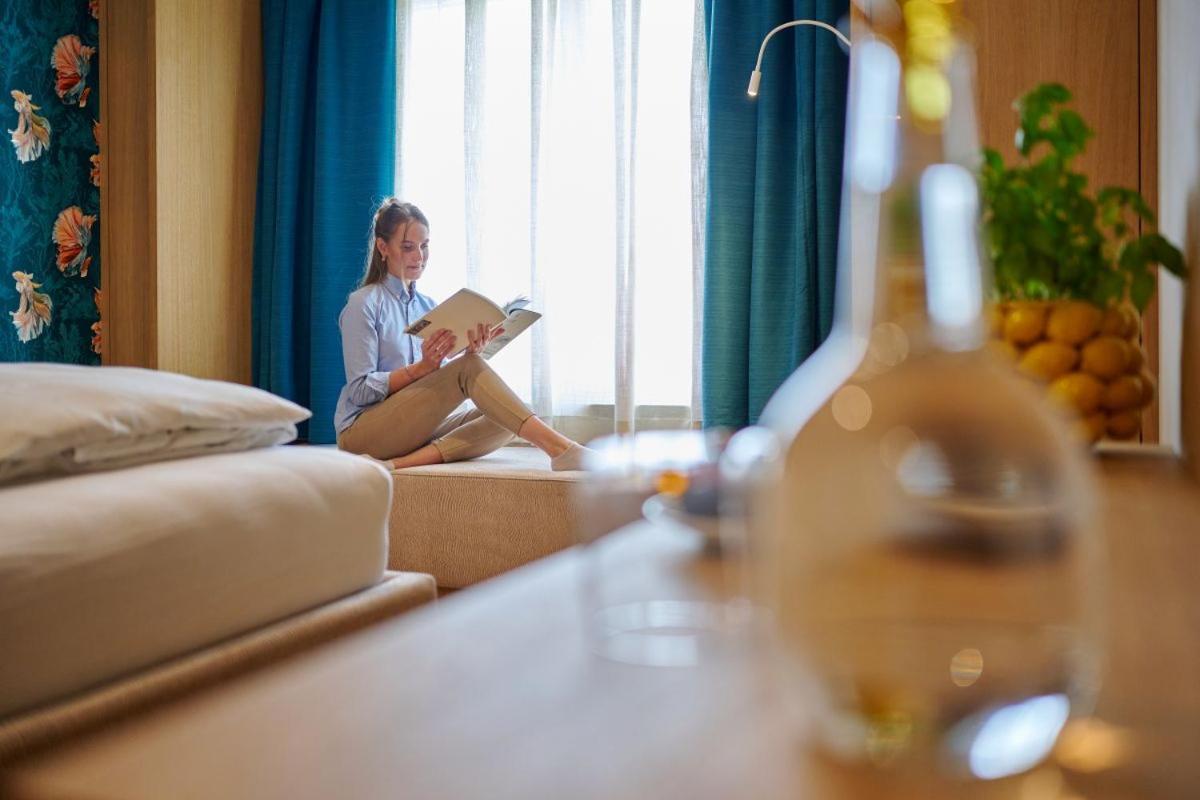 Hotel Der Einrichter ชเตราบิง ภายนอก รูปภาพ
