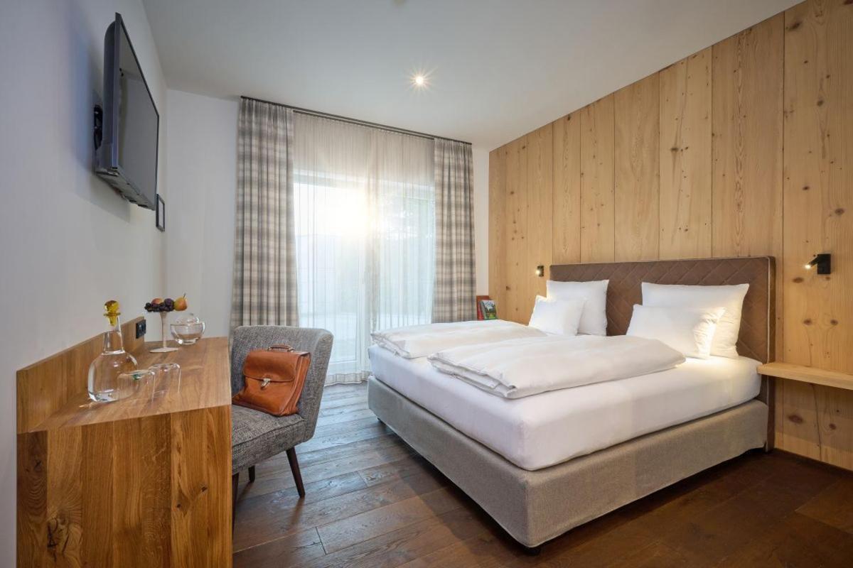 Hotel Der Einrichter ชเตราบิง ภายนอก รูปภาพ