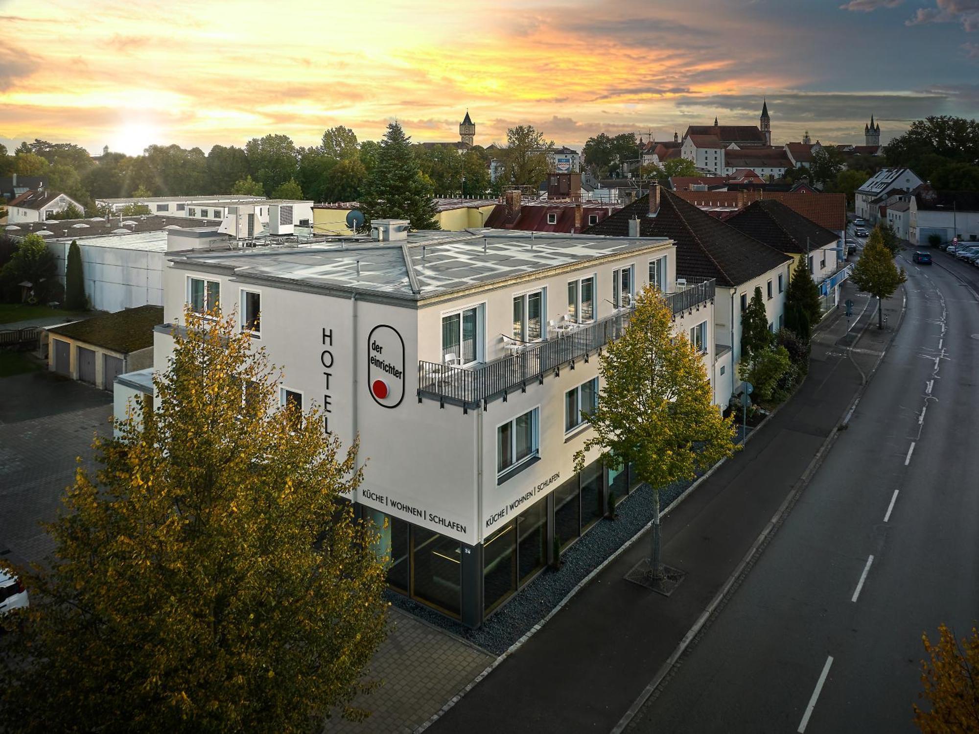 Hotel Der Einrichter ชเตราบิง ภายนอก รูปภาพ