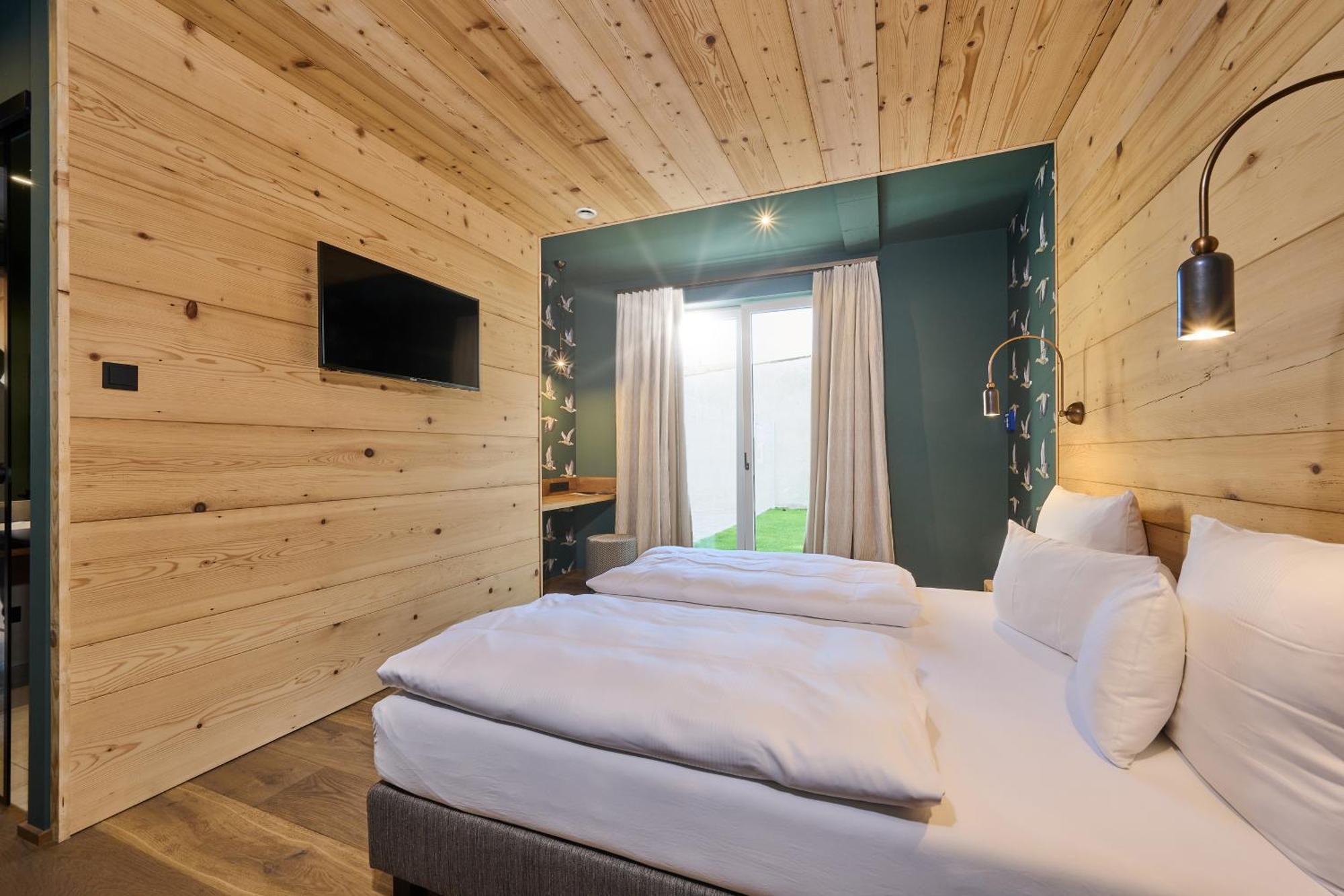 Hotel Der Einrichter ชเตราบิง ภายนอก รูปภาพ